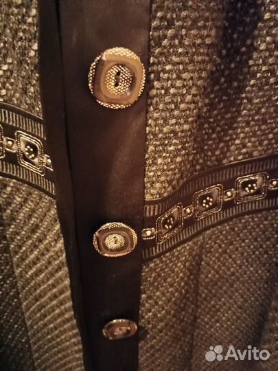 Пальто женское весеннее черное 48