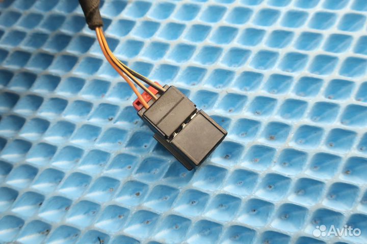 Разъем vag 7N0972703