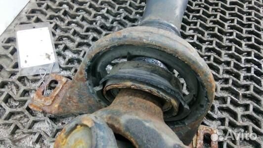 Карданный вал chrysler 300C 1 (LBE17K301)