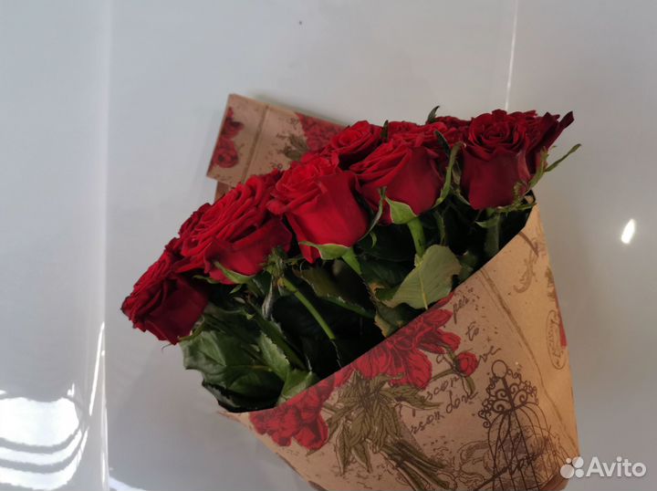 101 роза с доставкой, букет роз с доставкой