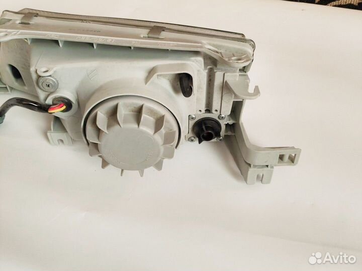 Фара передняя правая Nexia -08