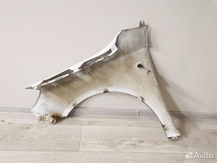 Крыло переднее правое skoda fabia 2 (2010-2014)