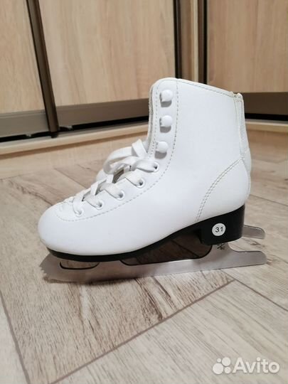 Коньки фигурные