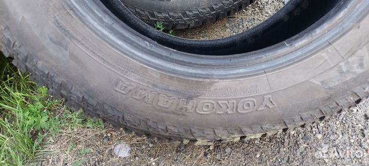 Yokohama Geolandar A/T G015 215/65 R16