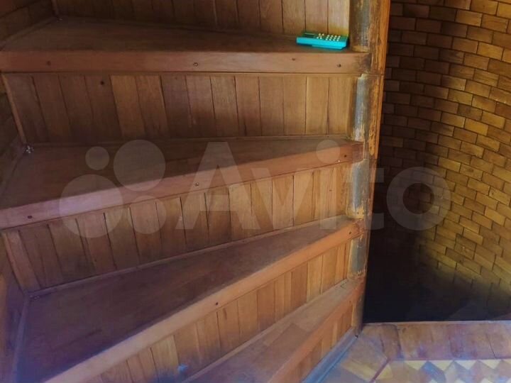 Дом 236,4 м² на участке 9,9 сот.