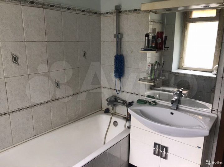 Комната 12 м² в 4-к., 1/4 эт.