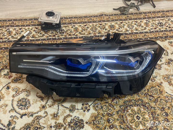 BMW X7 Фара левая