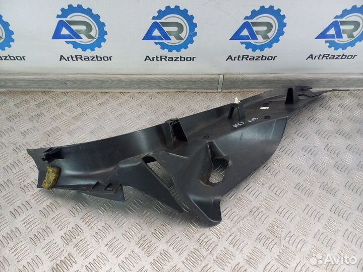 Обшивка задней стойки левой задняя левая Opel