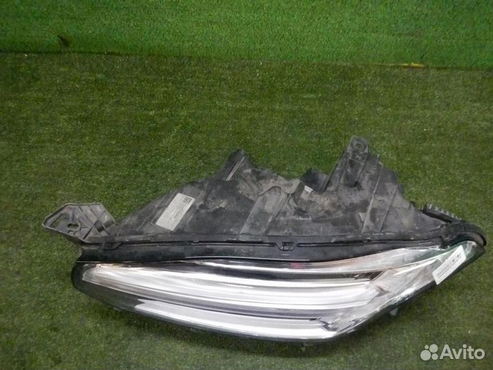 Фара левая Volvo XC90