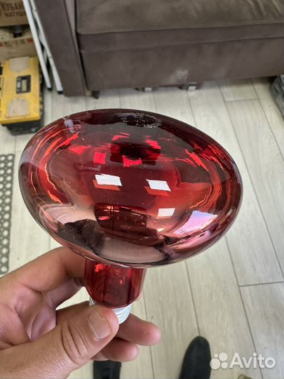 Инфракрасная лампа для цыплят