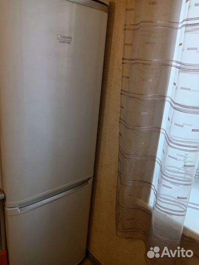 Hotpoint ariston холодильник