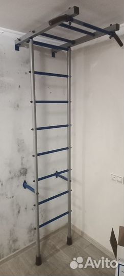 Шведская стенка с турником