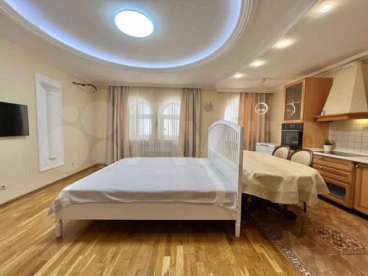 3-к. квартира, 90 м², 7/10 эт.