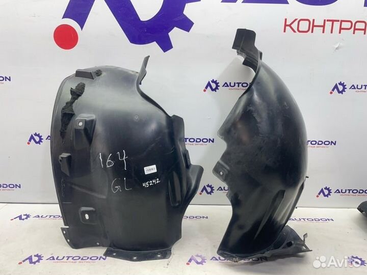 Подкрыльники пара передние левые Mercedes Ml164