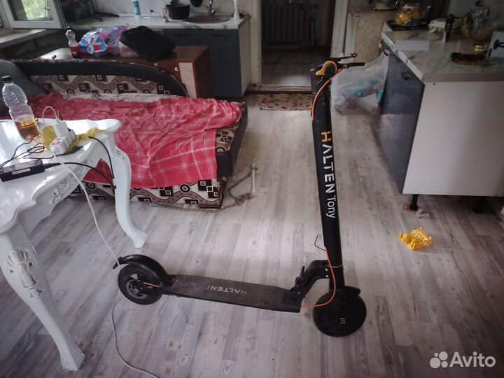 Самокат взрослый электрический бу