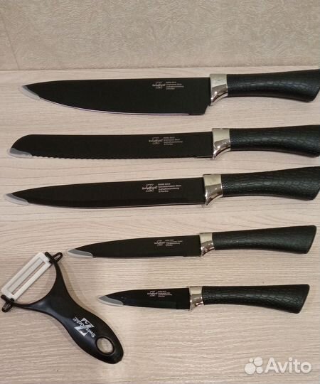 Набор кухонных ножей в подарочной коробке