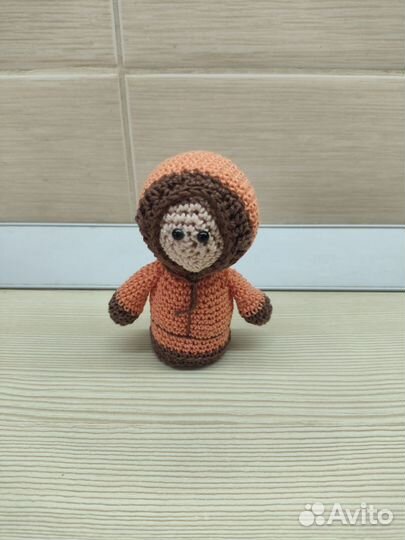 Кенни из Саус Парка. Игрушка вязанная