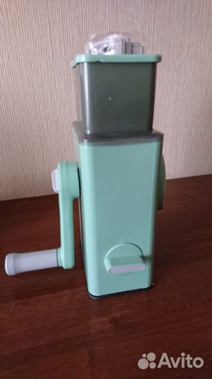 Новая ручная многофункциональная овощерезка-терка