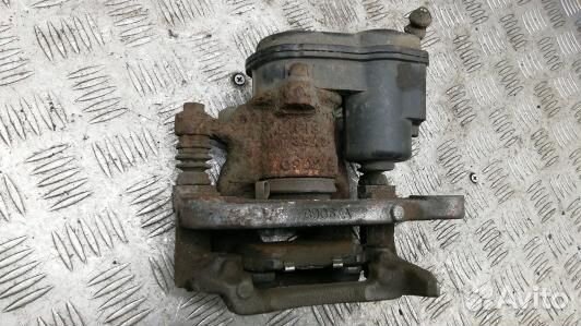 Суппорт тормозной задний левый nissan qashqai J11