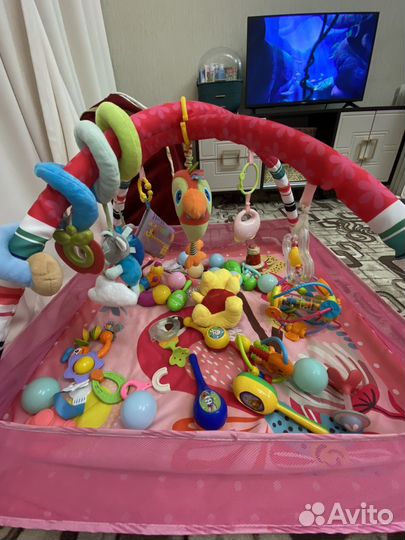 Развивающий коврик