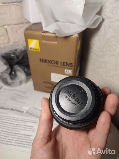 Объектив Nikon 35mm 1.8G DX