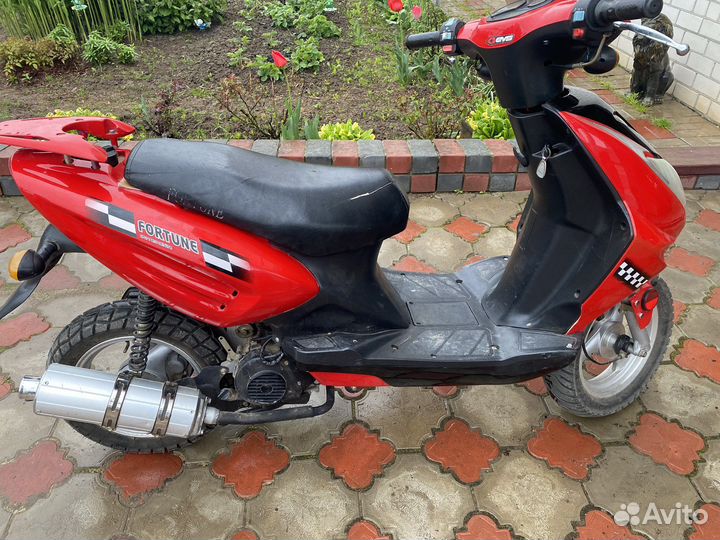 Продам скутер 80куб