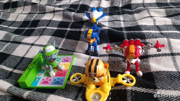 Щенячий патруль оригинал Маршал Крепыш Гончик