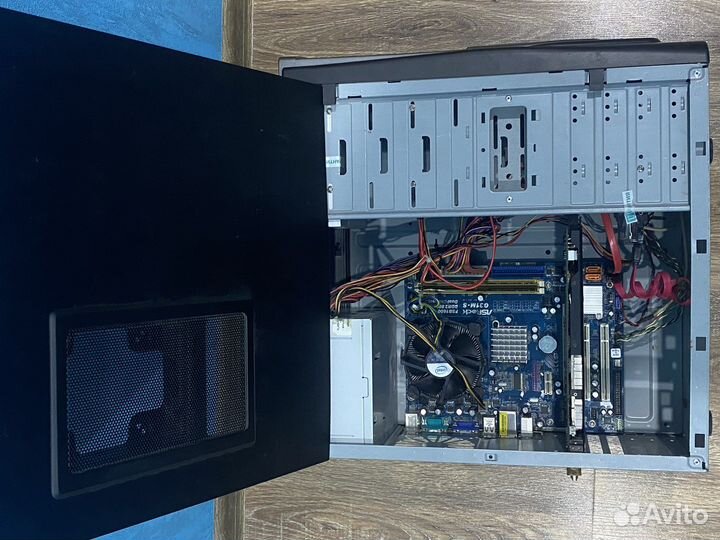 Системный блок LGA 775 e5300 видеокарта 9600GT