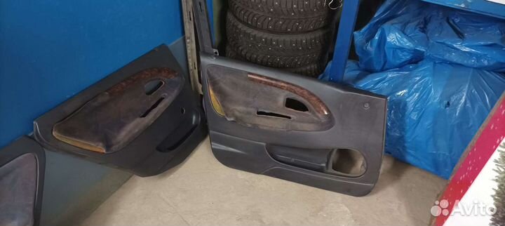 Дверные карты на volvo s40 1998г