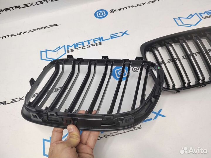 BMW E84 решетка М стиль чёрный глянец