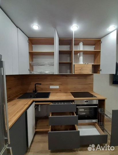 Кухни модерн от фабрики