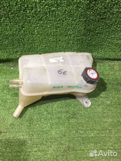 Расширительный бачок Ford Mondeo 2 xs71-8k218-ab