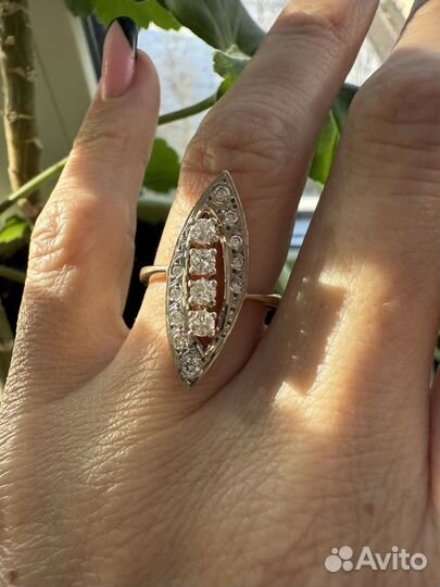 Золотое кольцо с природн. бриллиантами 585пр