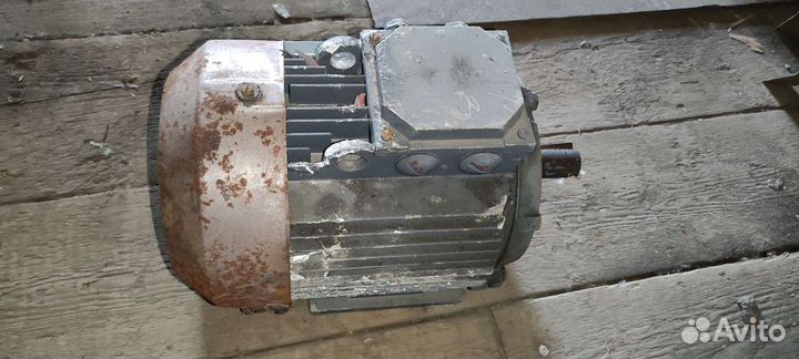 Электродвигатель