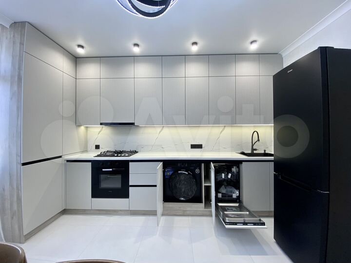 2-к. квартира, 63 м², 17/20 эт.