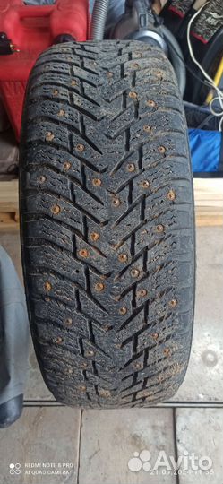 Nokian Tyres Hakkapeliitta 8 SUV 235/60 R18 200V
