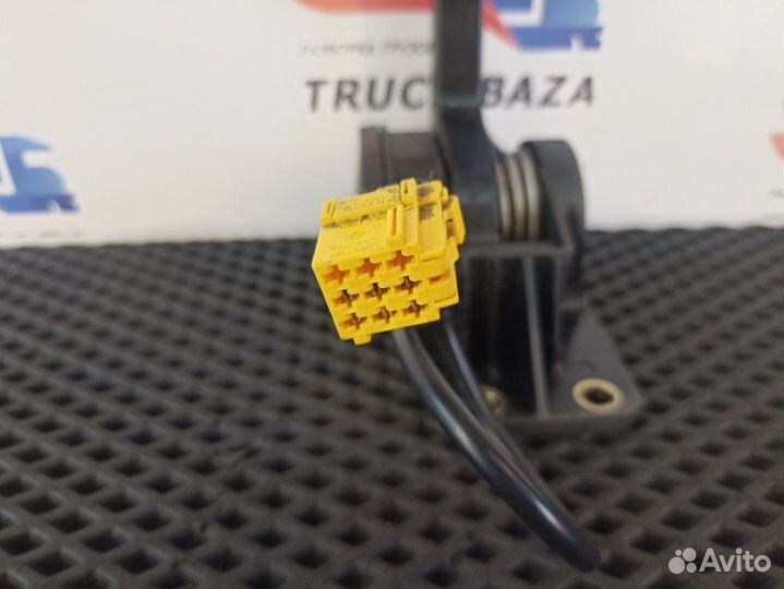 Педаль газа