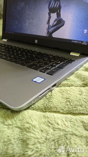 Ноутбук на i3-7го и 12Гб DDR4 в хорошем сост