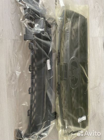 Решетка переднего бампера LADA Xray