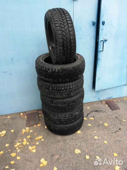 Tigar Sigura Stud 205/55 R16 94