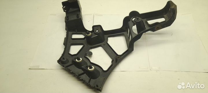 Кронштейн заднего бампера меган 3 хетчбек