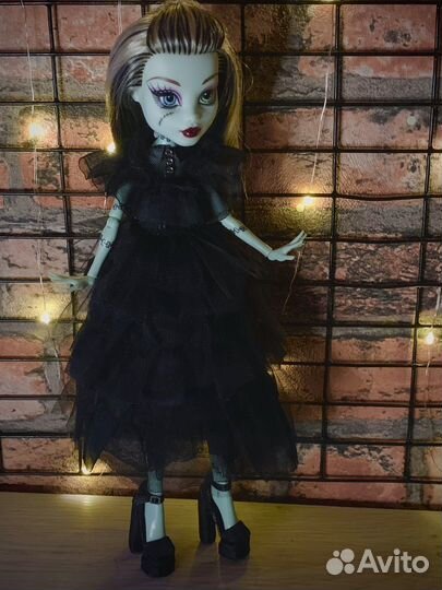 Одежда и туфли для куклы монстр хай