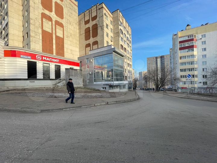 Офисное здание с отдельным входом