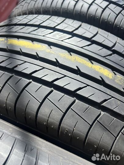 Yokohama dB Decibel E70B 215/55 R17