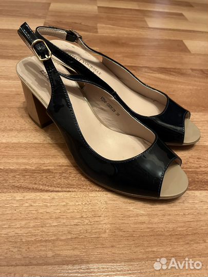 Босоножки respect