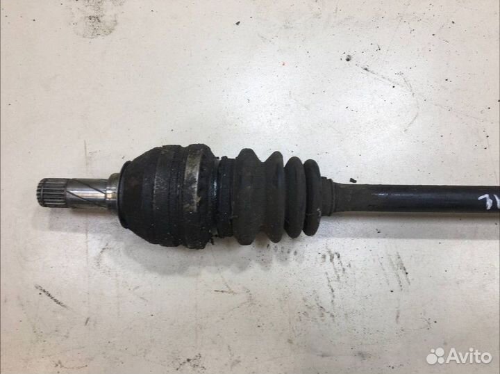 Полуось (привод) правый Opel Vectra