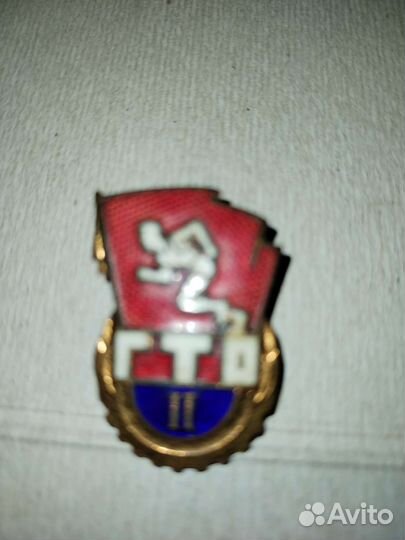 Тяжелые значки СССР