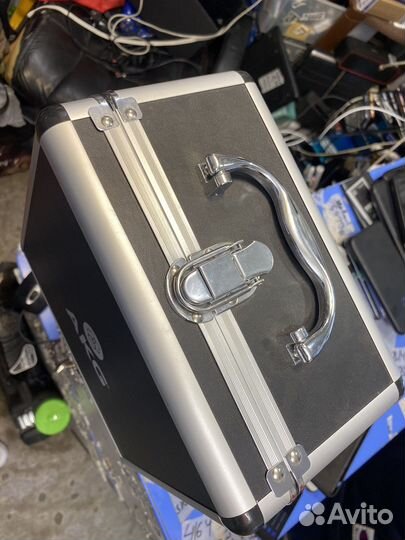 Новый студийный конденсаторный микрофон Akg p220