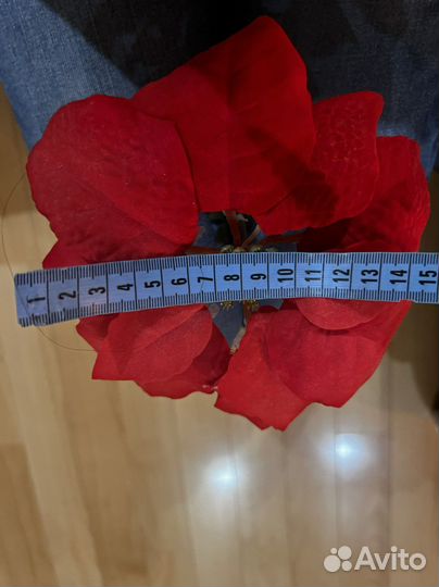 Искусственные цветы пуантессии