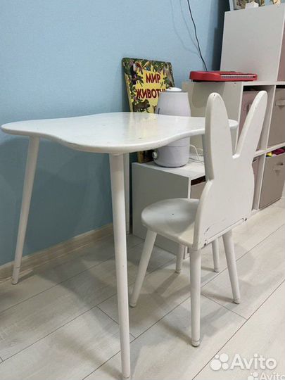 Детский стол и стул
